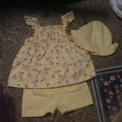 7 SPRING / SUMMER  OUTFITS....12 MOS.