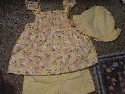 7 SPRING / SUMMER OUTFITS....12 MOS.