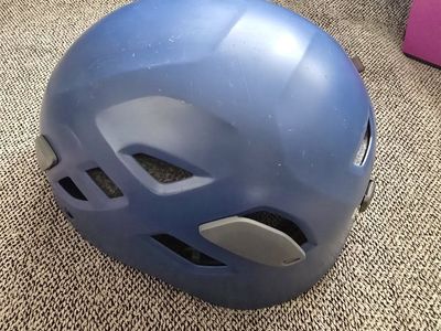 men's half dome rock climbing helmet size med