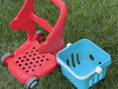 Little Tikes Shopping Cart with Removable Basket