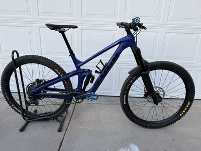2023 Trek Slash 8 M/L