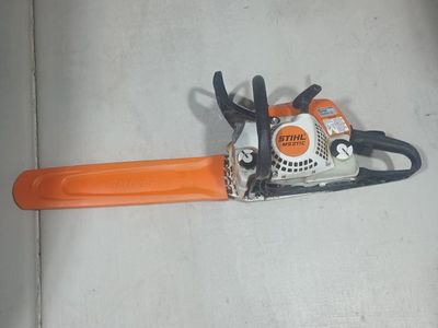 Stihl MS 211c Chainsaw