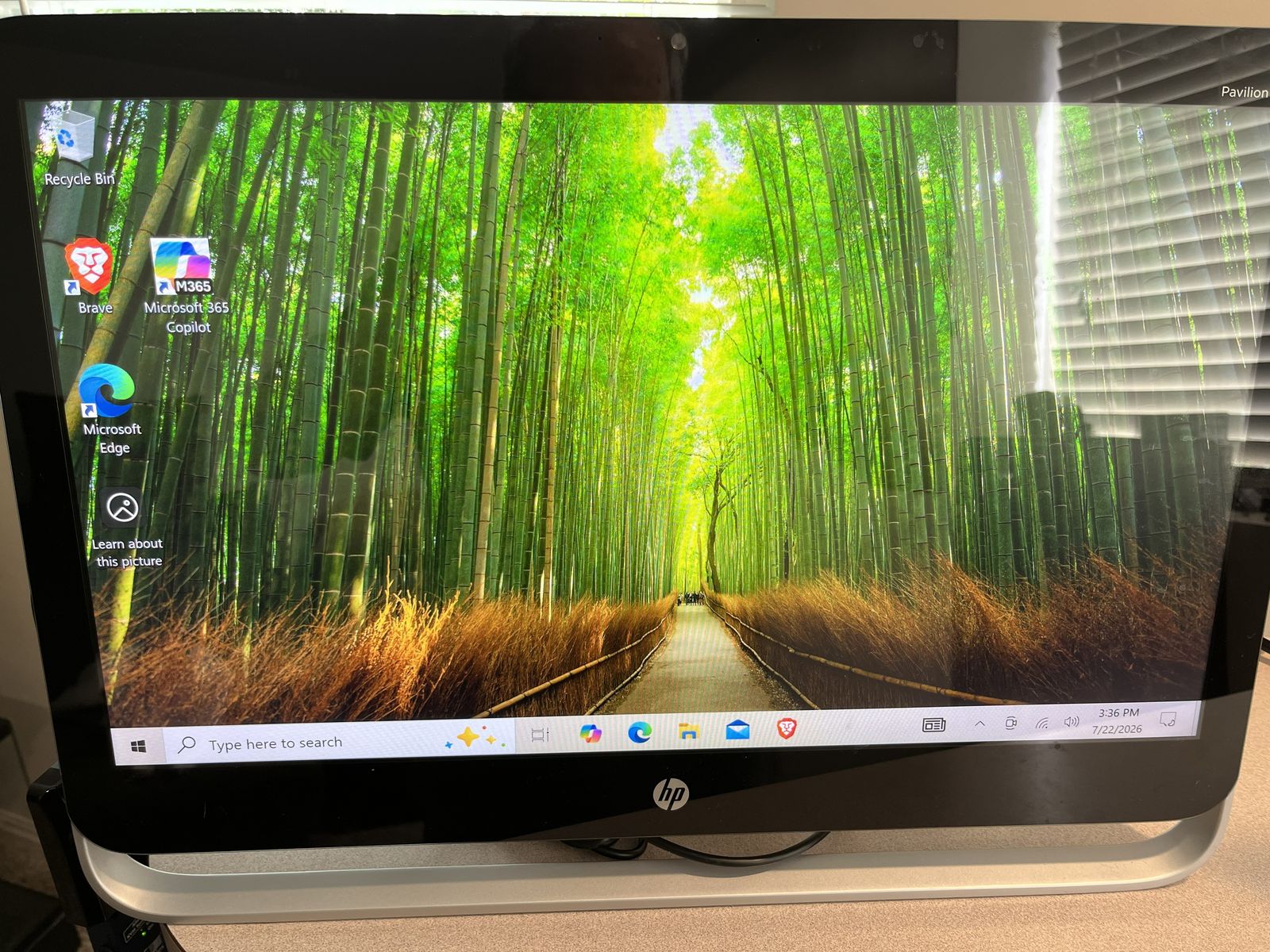 HP Pavilion 23-p110 All-in-One Desktop  FHD TOUCH SCREEN