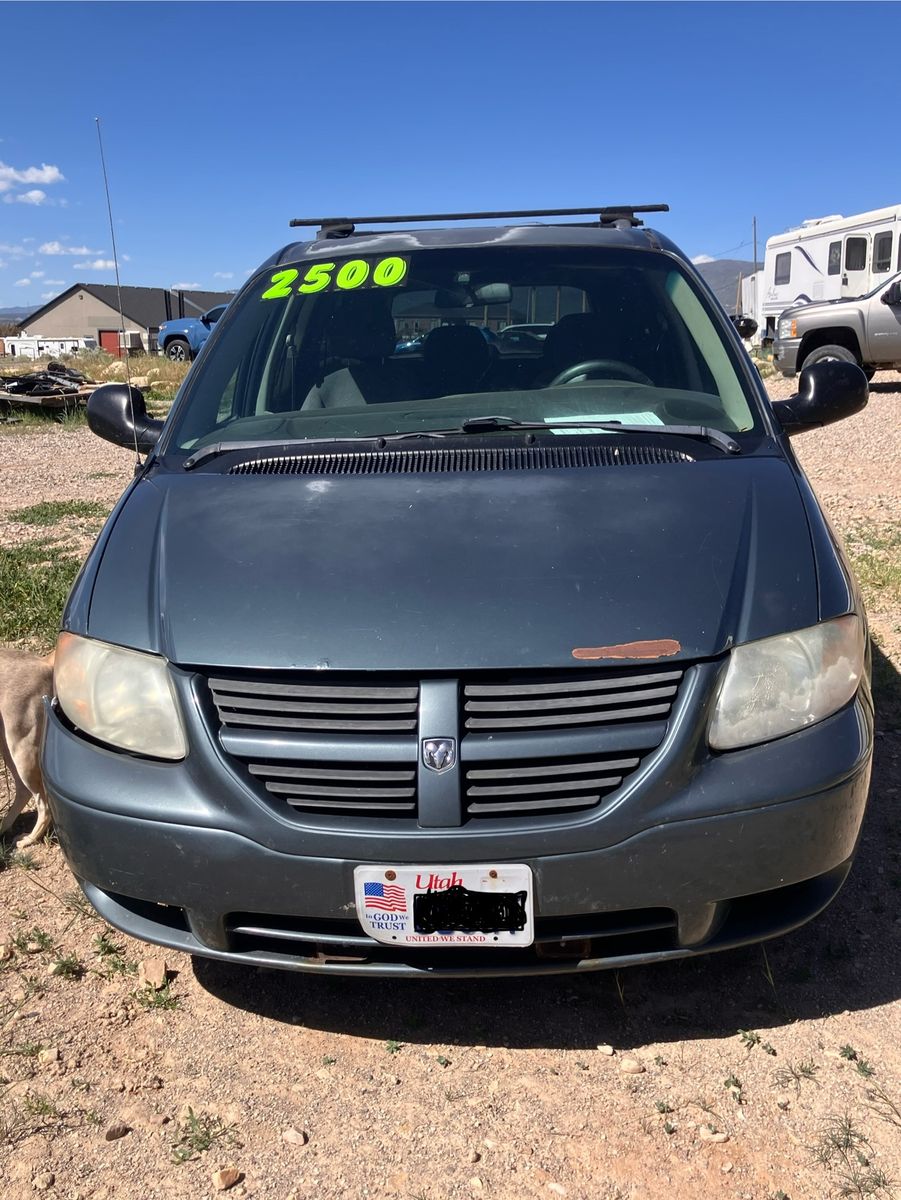 2006 Dodge Grand Caravan SE