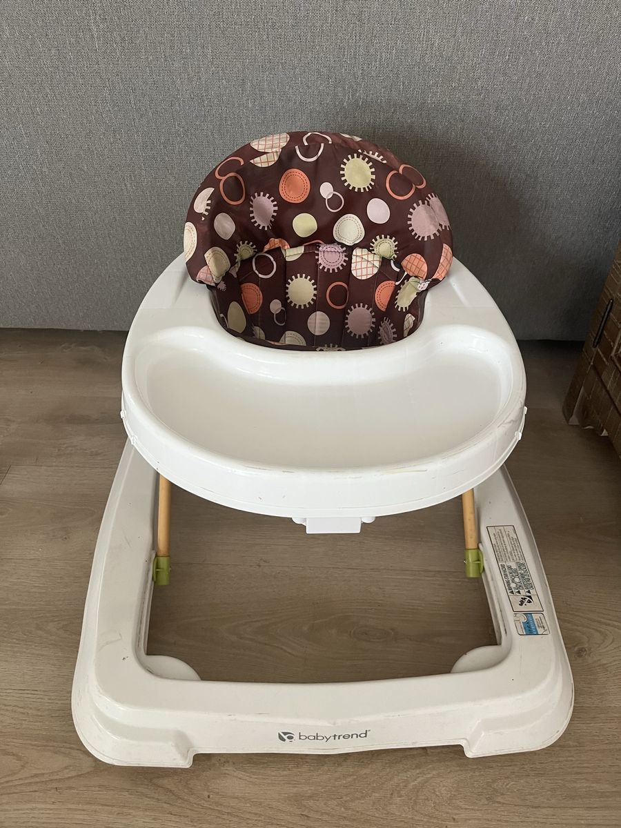 Baby Trend White Infant Baby Walker with Brown Patterned Seat