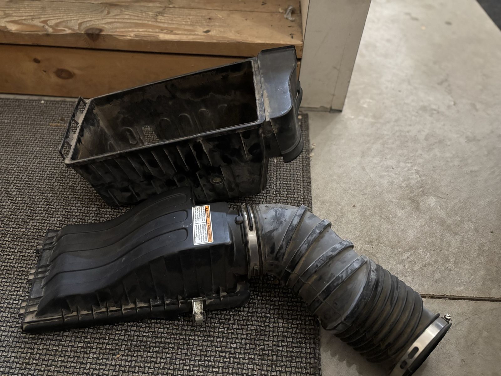 Air Intake box and boot for power stroke