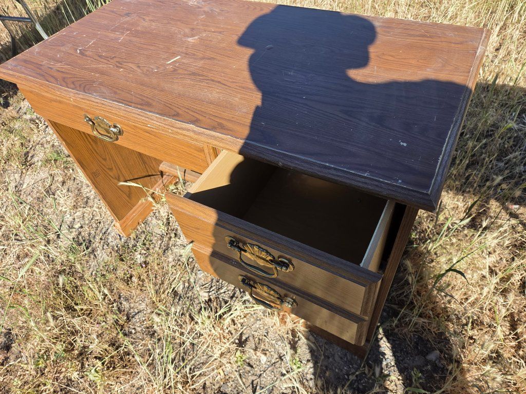 desk with drawers
