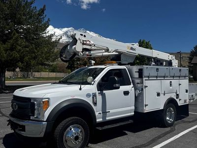 Used Boom / Bucket Truck 2017 Ford F-550 4x4 6.7L Diesel Altec AT40G Aerial Lift 46' Working Height LOW MILES!