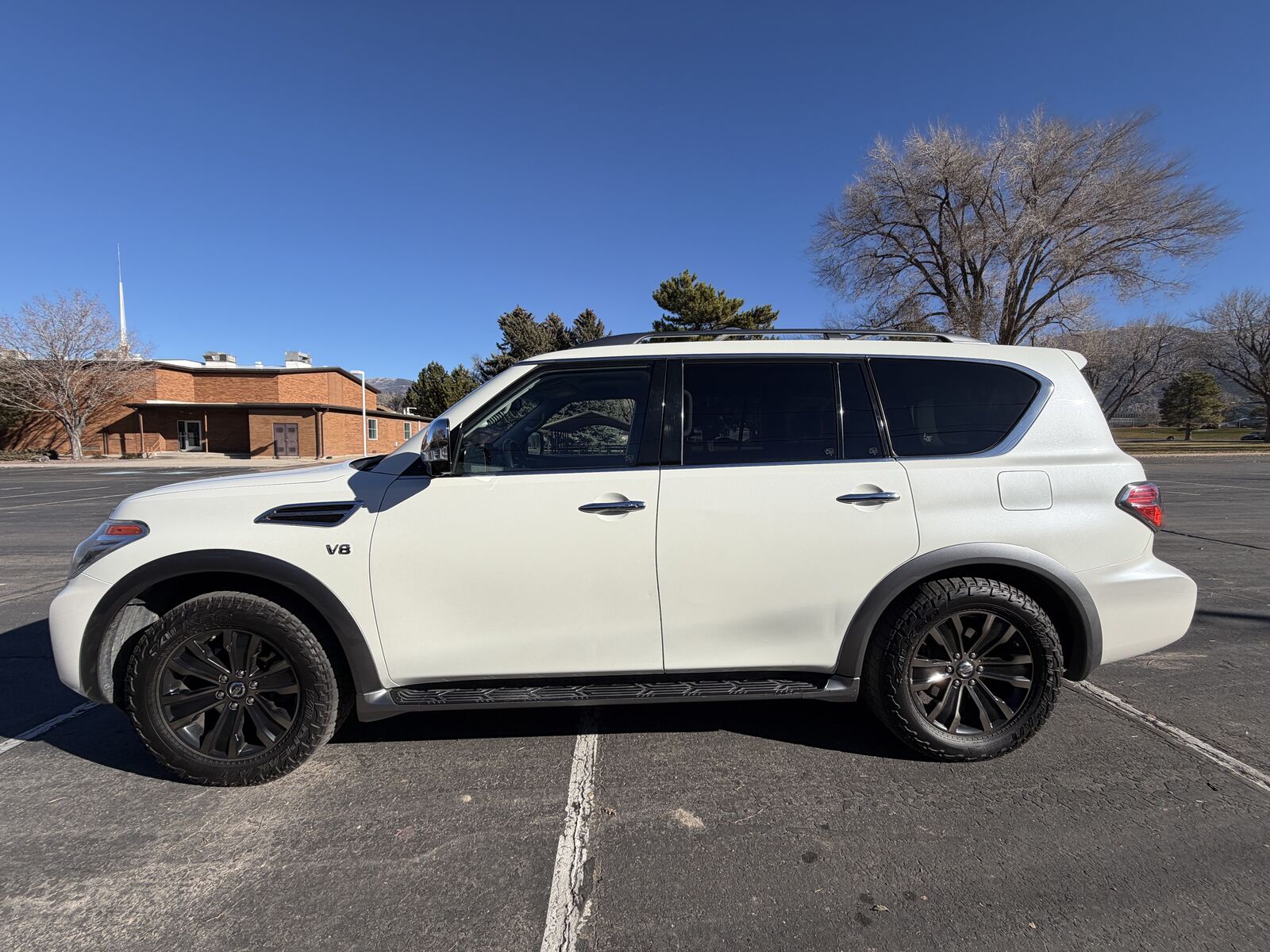2017 NISSAN ARMADA Platinum