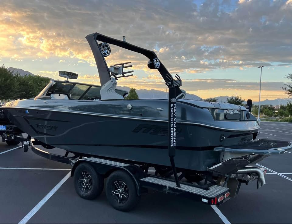 2018 22' MB Tomcat Great Condition Low Hours 
