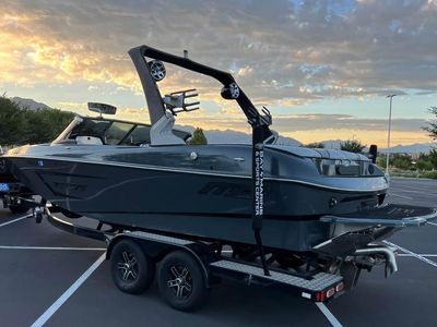 2018 22' MB Tomcat Great Condition Low Hours