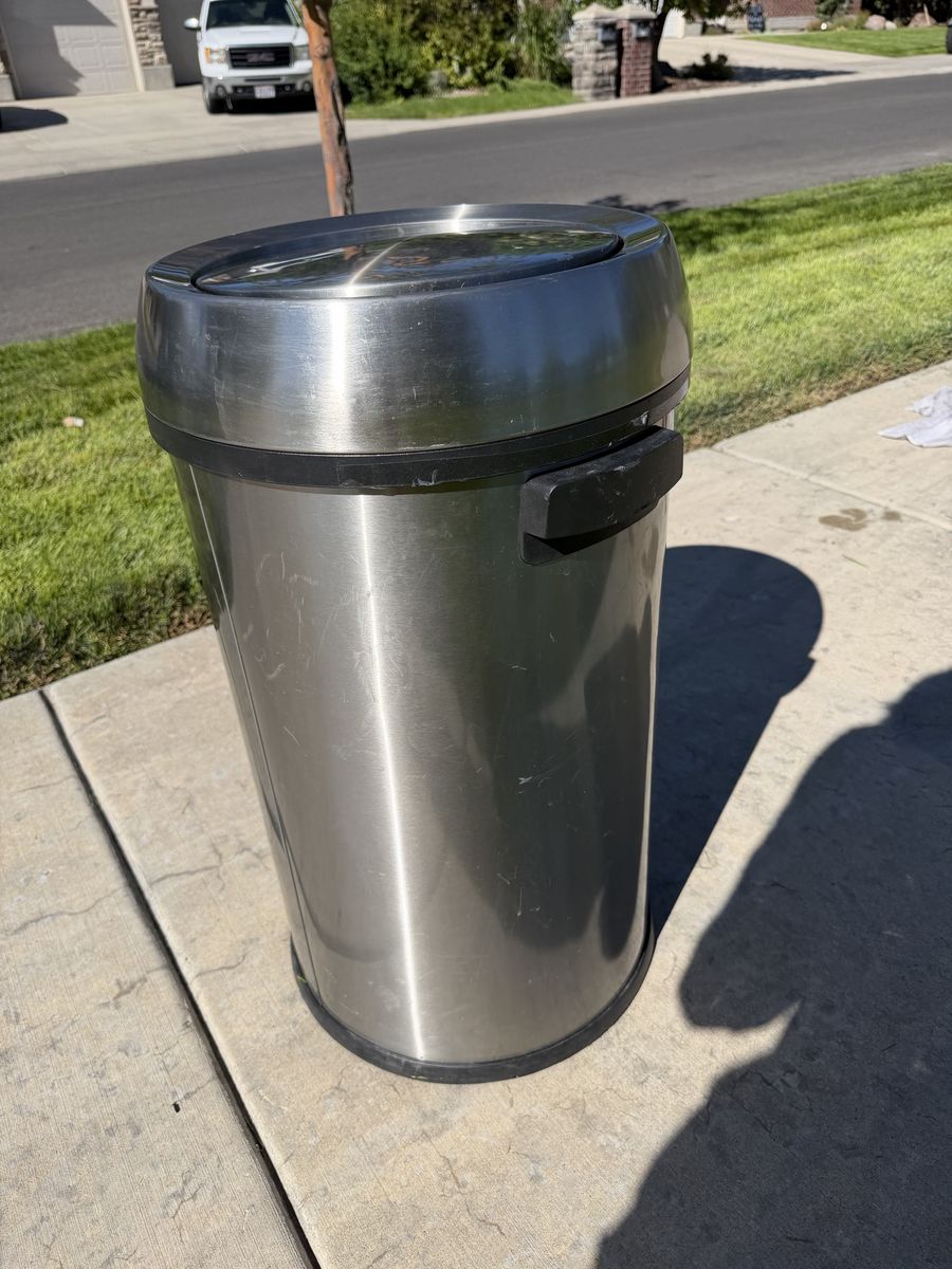 Main image 5