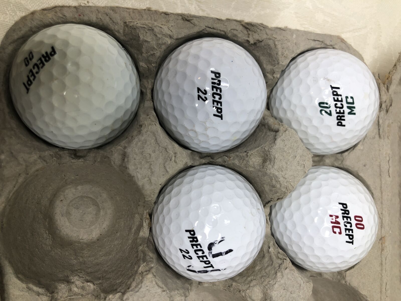 16 Gently Used Golf Balls – Precept, Noodle, Slazenger