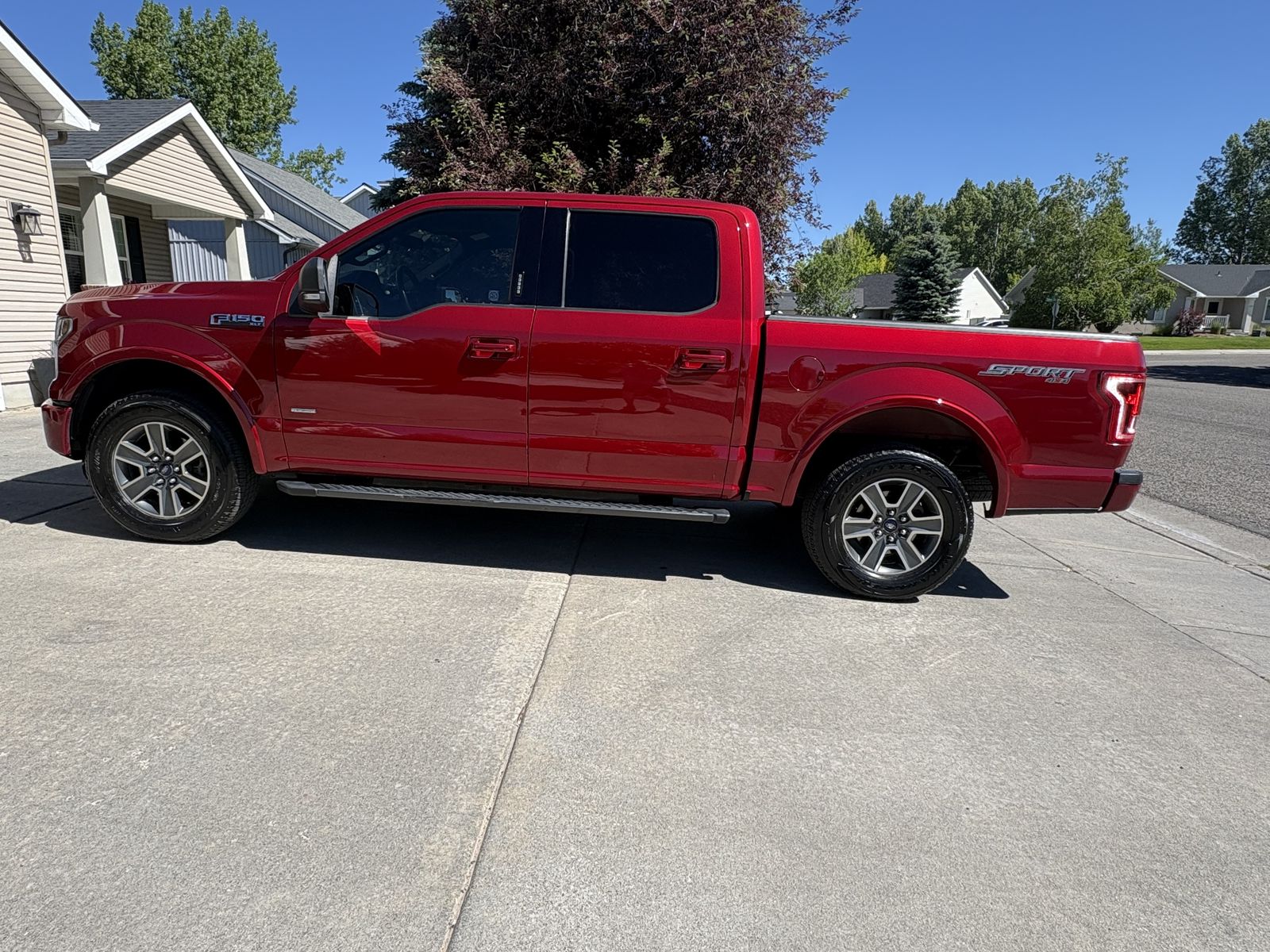 2016 Ford F-150 XLT 4X4 Super Crew Cab Truck for sale: $20,800