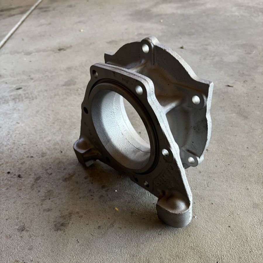 73-87(91) OEM CHEVY GMC TH400 / NP208 SHORT ADAPTER -  15597795 - SQUARE BODY