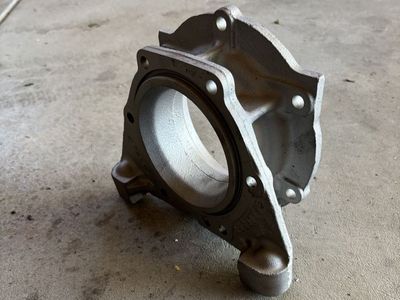 73-87(91) OEM CHEVY GMC TH400 / NP208 SHORT ADAPTER - 15597795 - SQUARE BODY