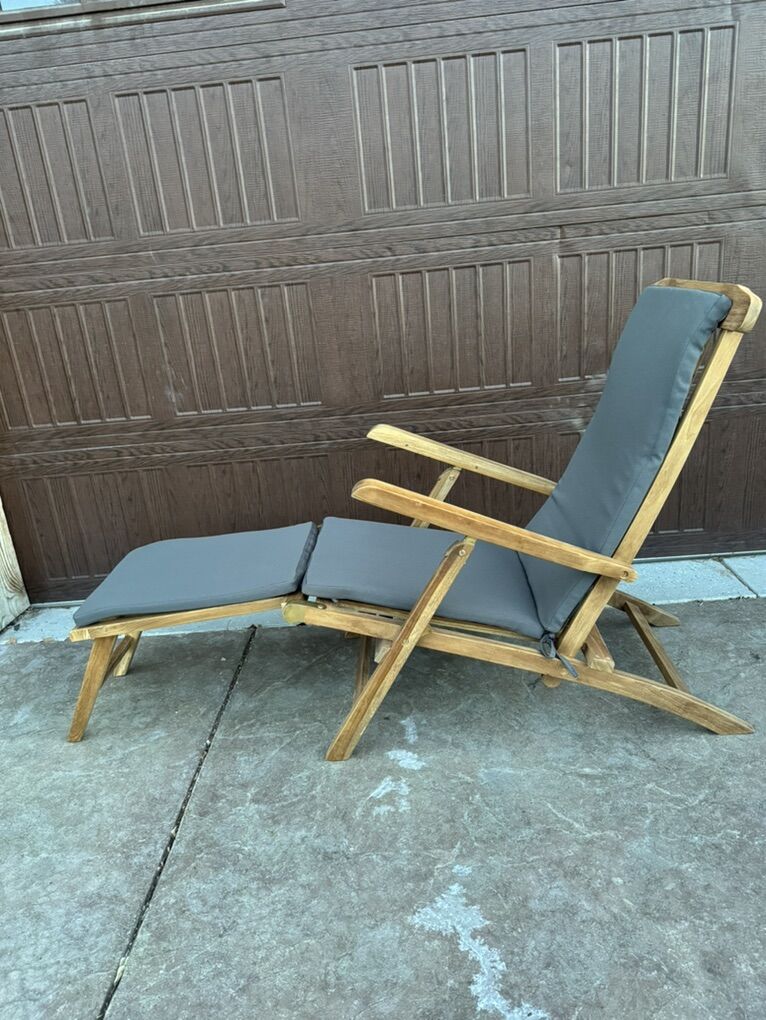 VidaXL Patio Deck Chair With Footrest