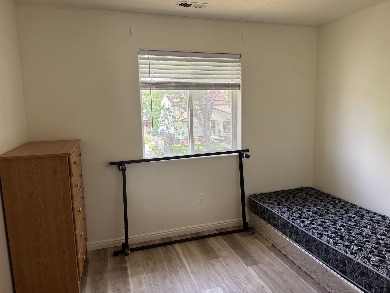 Private room for rent