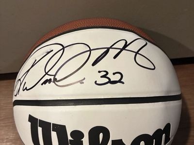 Wilson Autograph Basketball Signed #32
