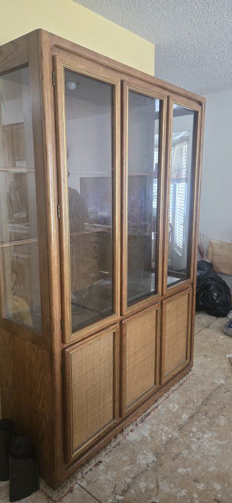 Vintage Mid-Century Modern Wood and Glass Display Cabinet Hutch