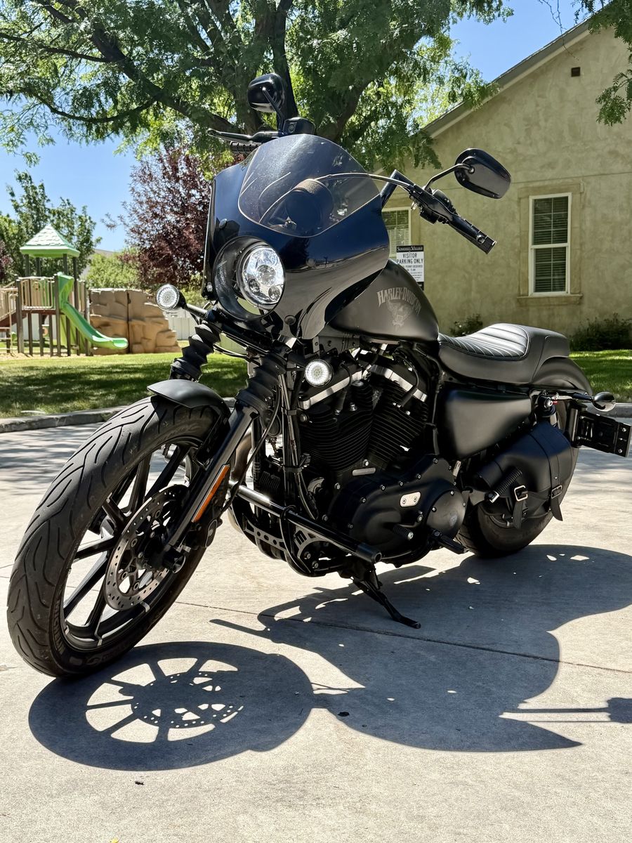 2016 Harley-Davidson Iron 883