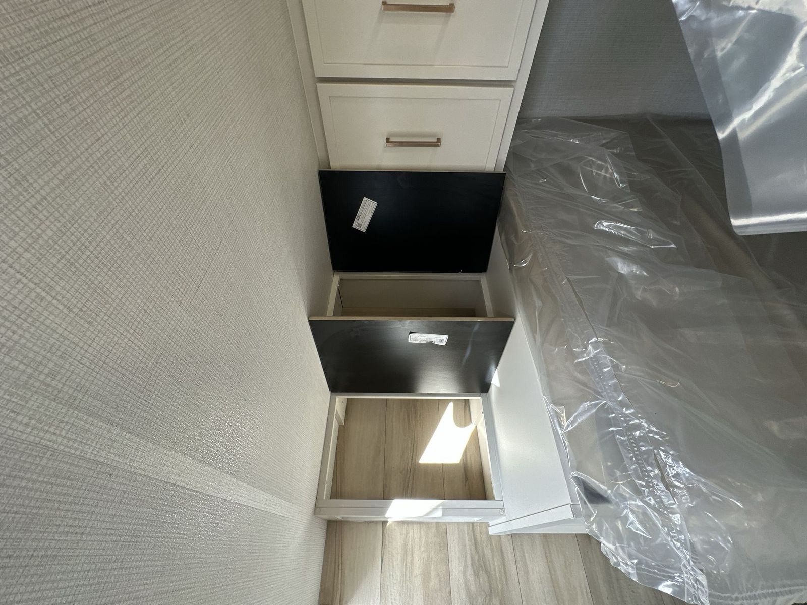 Main image 31