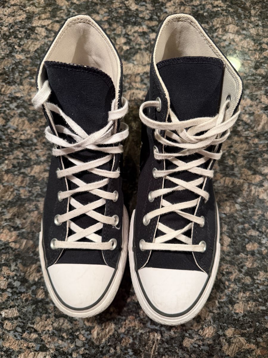 Converse Chuck Taylor All Star Black High-Top Canvas Sneakers Women's Size 8