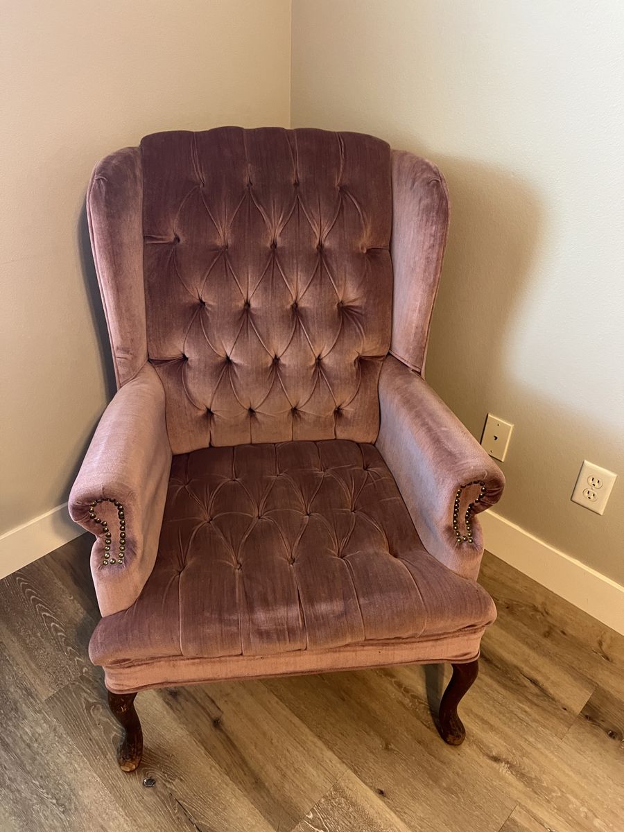Vintage Mauve Velvet Tufted Wingback Armchair - Upholstered Accent Chair