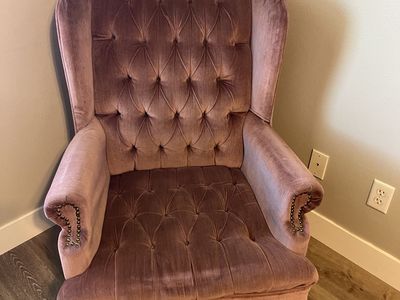 Vintage Mauve Velvet Tufted Wingback Armchair - Upholstered Accent Chair