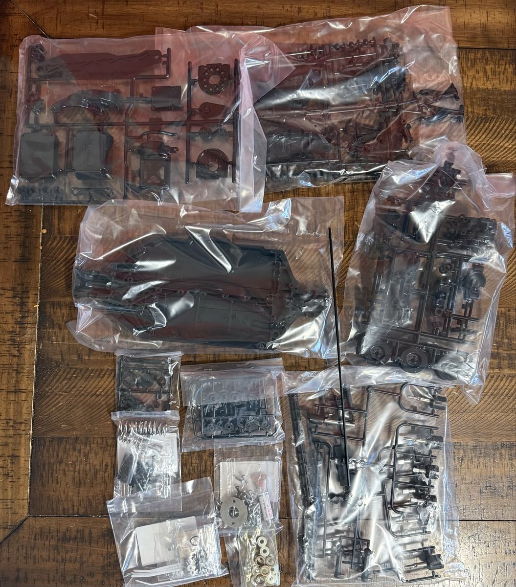 Tamiya TT-02 parts lot (complete except)