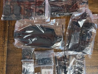 Tamiya TT-02 parts lot (complete except)