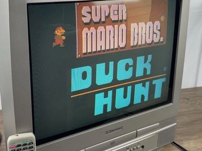 VTG '04 Emerson 20in Retro Gaming CRT TV DVD Combo