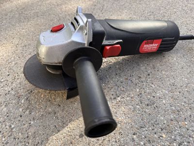 Drill Master Grinder and Cutting Disc