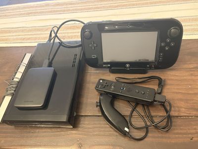 Nintendo Wii U CFW Modded - 1tb external hard drive full of games