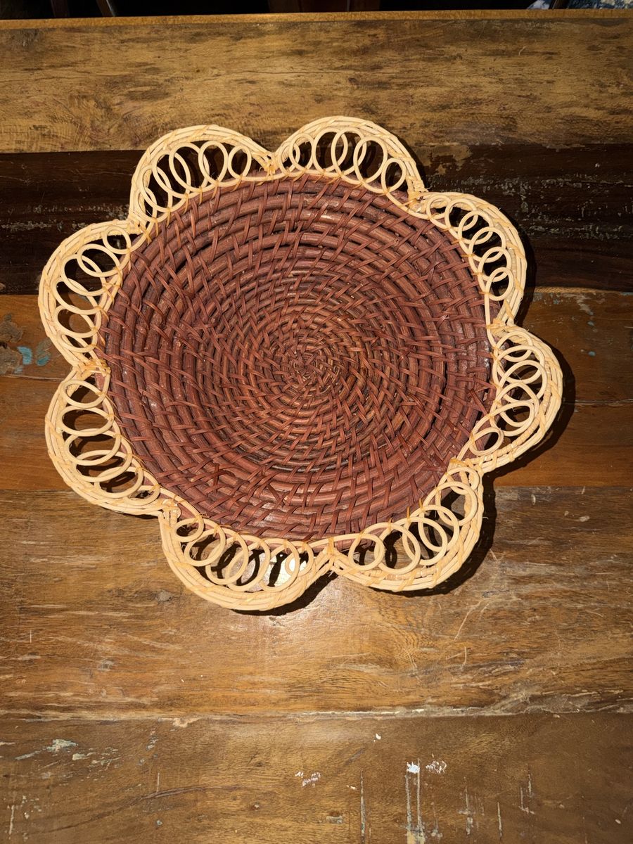 Anthropologie Woven Scalloped Edge Rattan Bread Basket