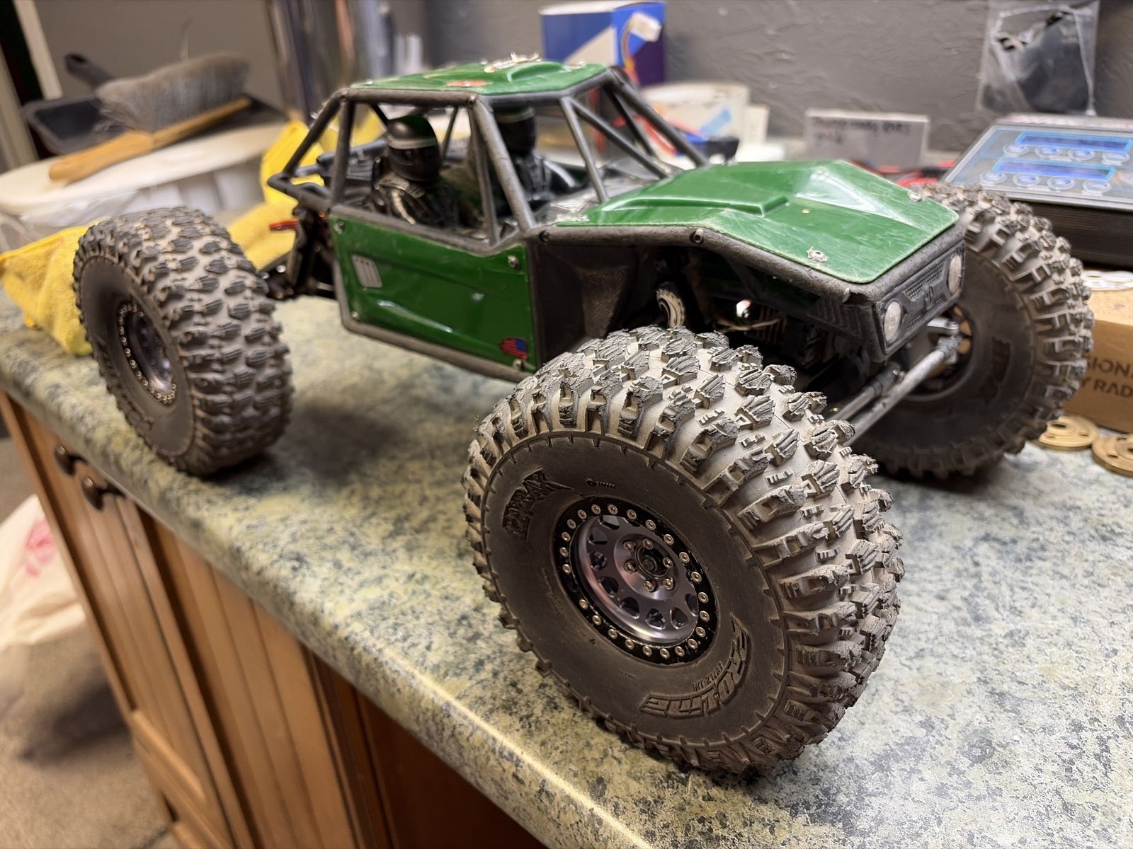 Axial Capra Rear Steer