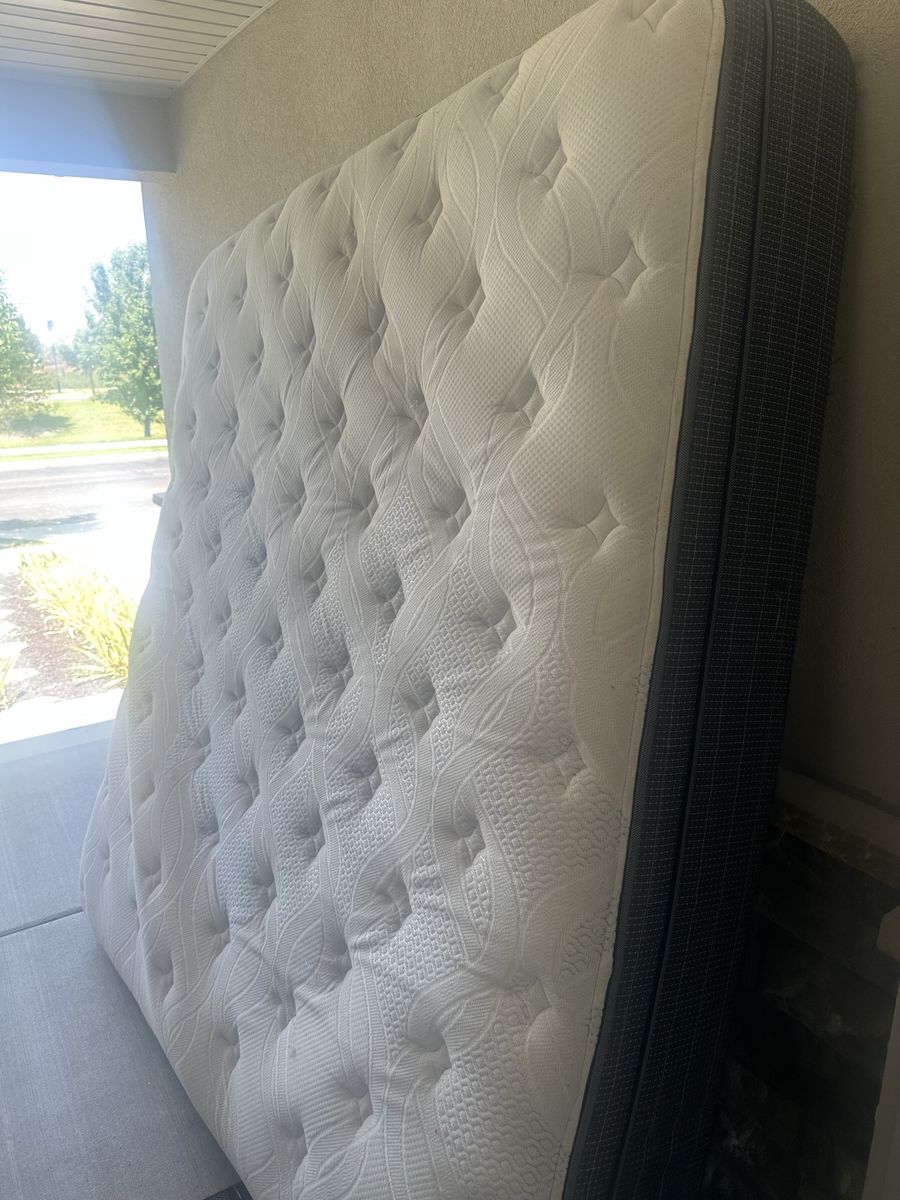 King mattress 