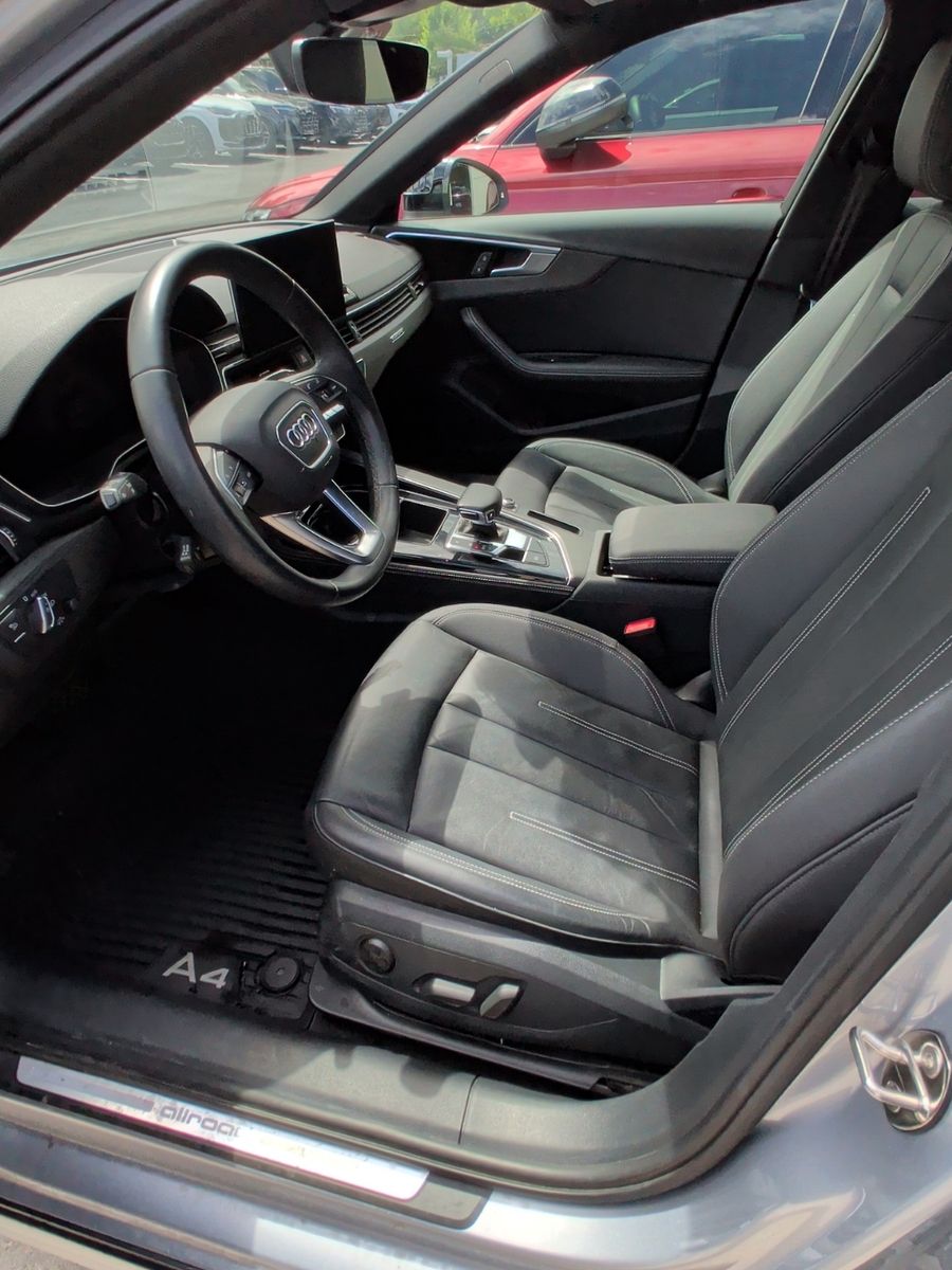 2023 Audi A4 quattro Premium Plus 45 TFSI