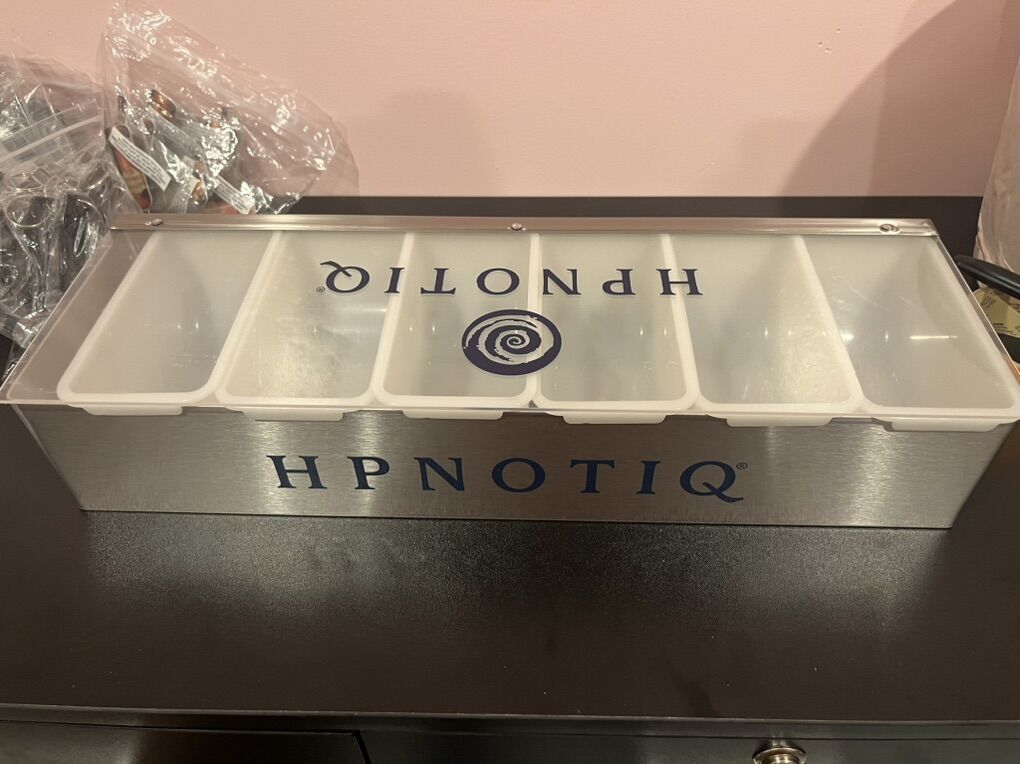 Brand new Hpnotiq Bar Condiment Holder With lid