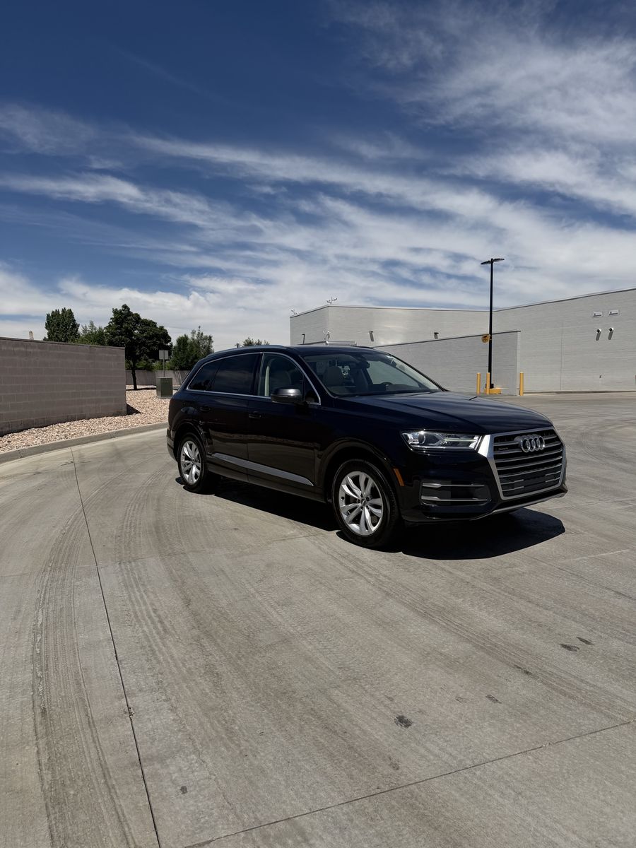 2018 Audi Q7 2.0T quattro Premium