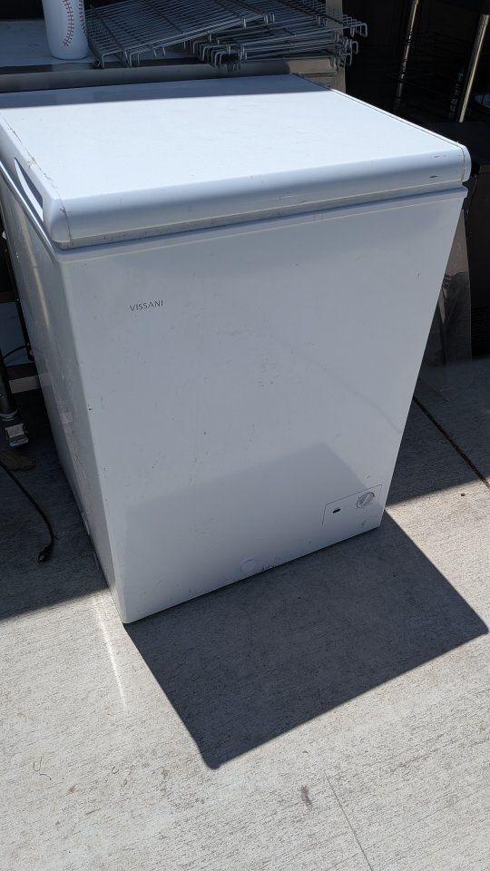 Visanni Chest Freezer