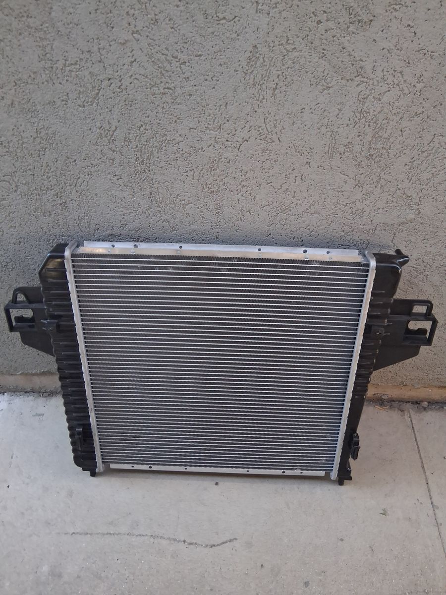 Jeep Liberty Radiator (used)