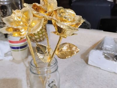 3 24k Gold Dipped Roses