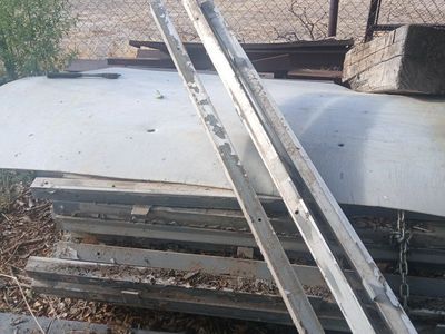 aluminum box tubing