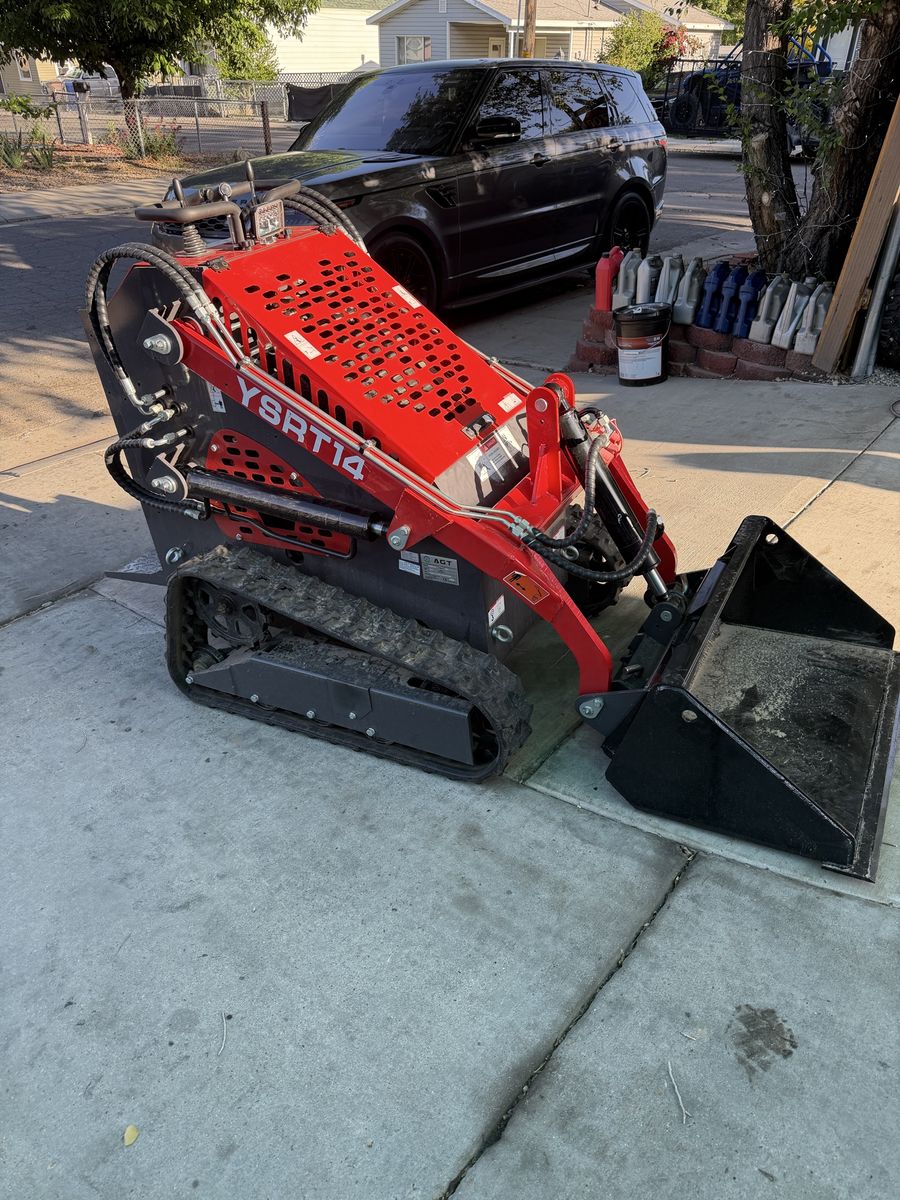 Mini Skid For Rent