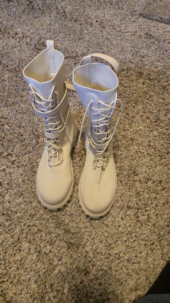 Cuesso Beige Knit Lace-Up Boots - Size 39 (US 8)