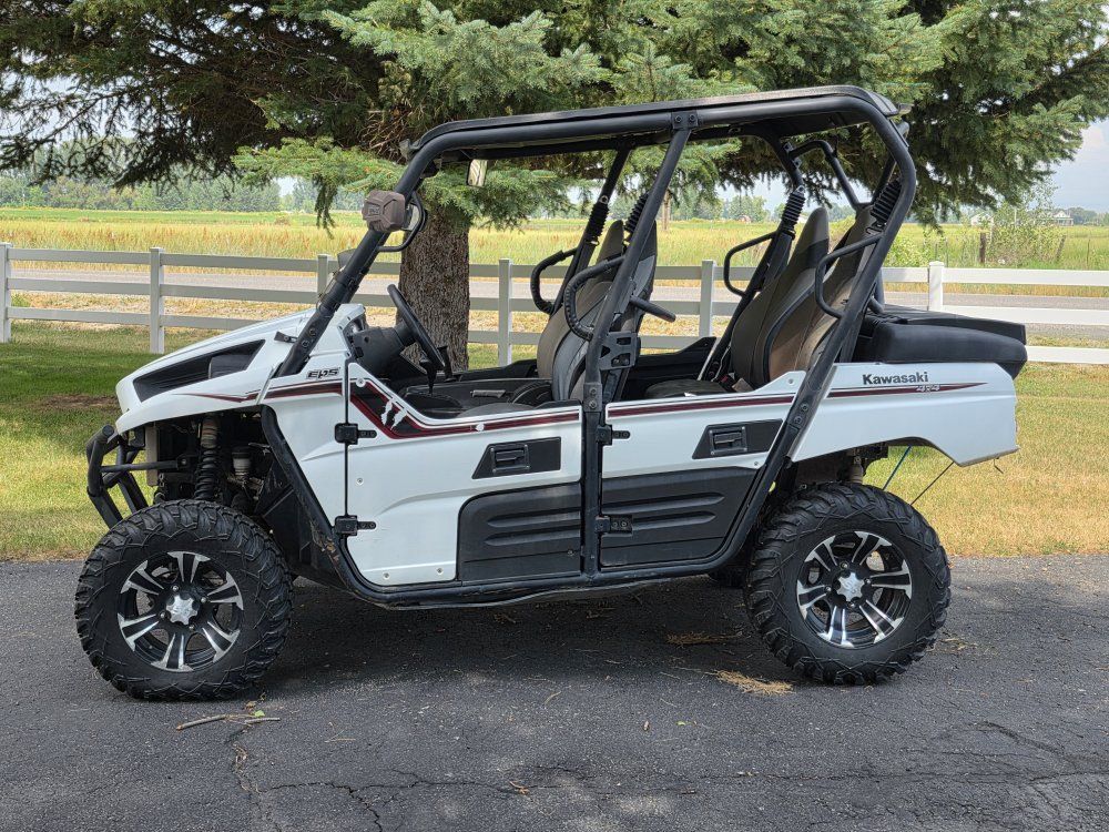 Kawasaki Teryx4 EPS White 4-Seater Side-by-Side UTV - Off-Road Ready