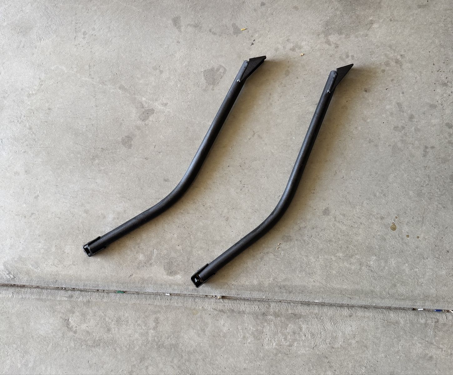 Yamaha Grizzly / Kodiak 700 OEM Rear Bumper Supports (Pair) — Brand New