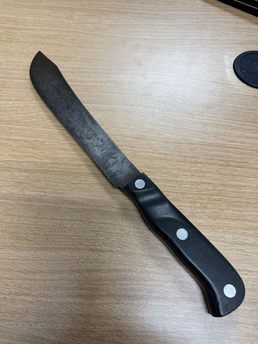 Carbon steel butcher knife