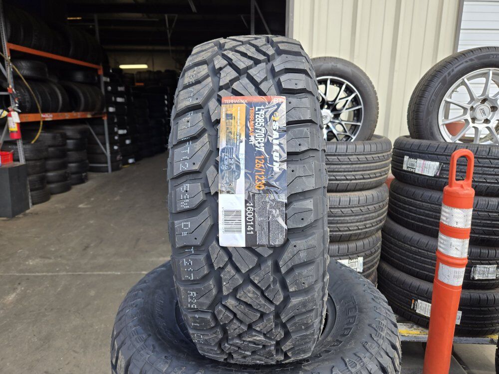 SET LT285/70R17 SAILUN TERRAMAX RT